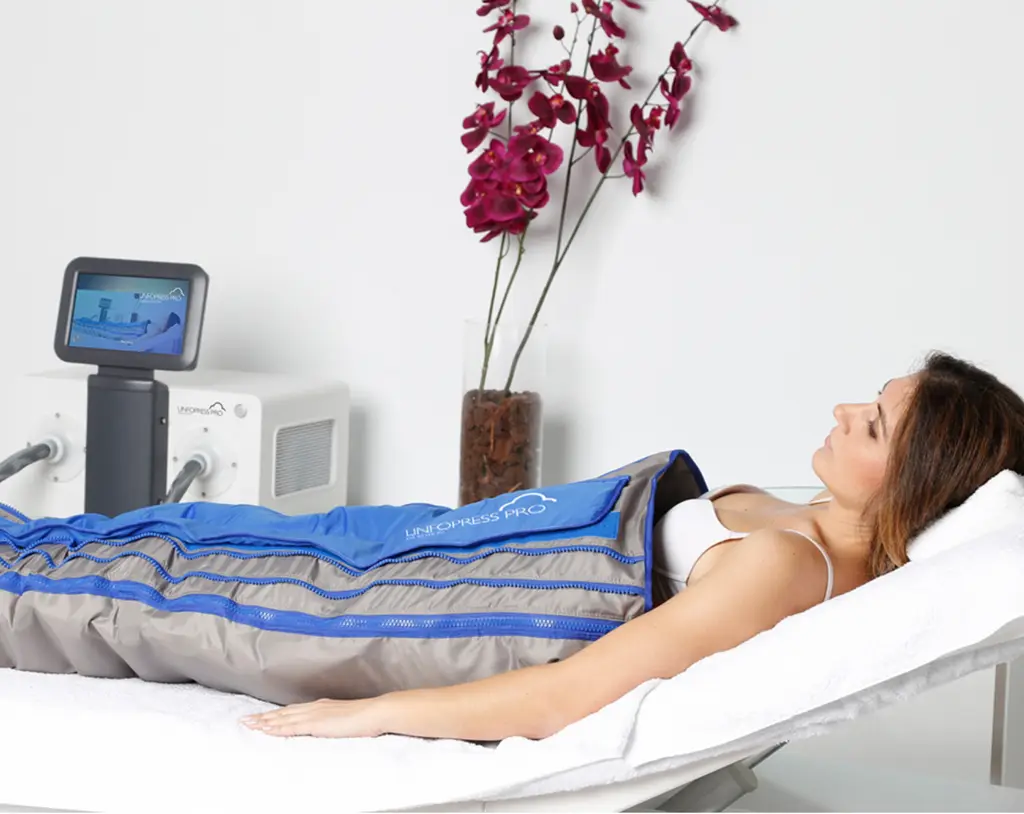 Aparatología estética avanzada en Ikonic Clinic Palma 10