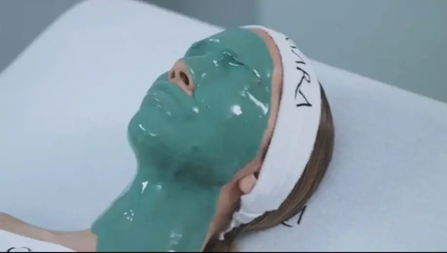 Tratamiento beauty en Ikonic Clinic Palma 9